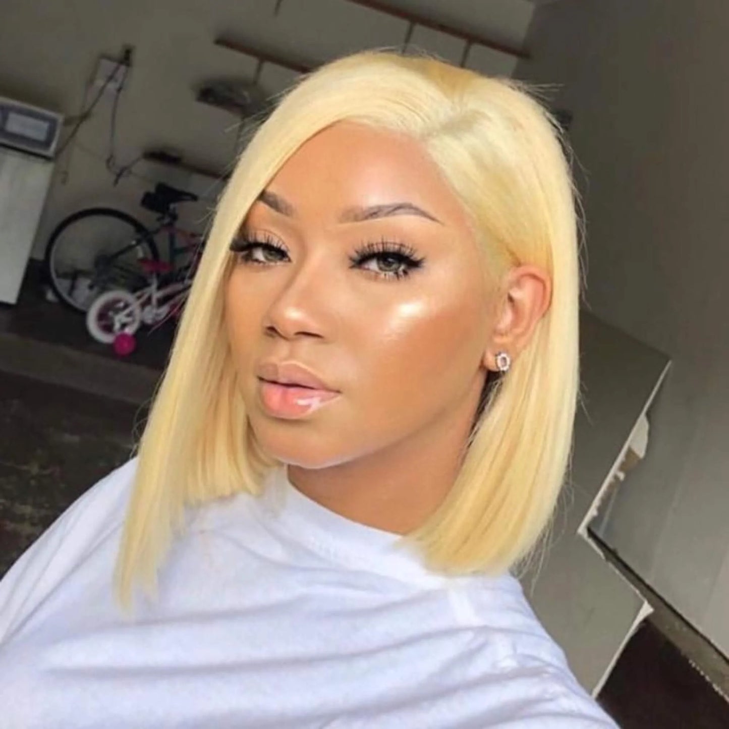 613 Blonde Straight Bob Wig 13x4 Transparent Lace Frontal Wig